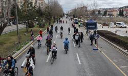 Kentin belirli caddeleri bu pazar trafiğe kapanacak