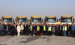 Başkan Ünlüce, belediye personeliyle bayramlaştı