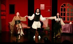 Dünya Tiyatro Günü coşkuyla kutlandı