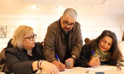 Kadınlar kalemlerinden çıkan sözleri ritimle buluşturdu