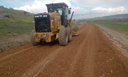 Kırsalda yol çalışmaları hızlandı