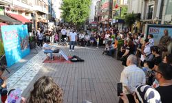 26'sında müzik, alışveriş ve dayanışma bir arada