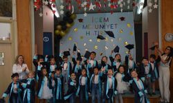 İÇEM'de mezuniyet coşkusu