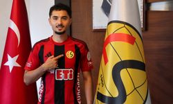 Mert Başer, Eskişehirspor'da devam edecek