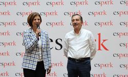 Ünlüce ve Ataç, kültür panayırında buluştu