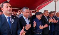 Yılmaz Büyükerşen'in kız kardeşi Güzin Büyükerşen, son yolculuğa uğurlandı