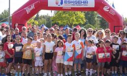 2 bin 465 sporcu Eskişehir'in cadde ve sokaklarında koştu