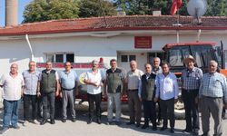 24 saat boyunca 52 traktörle yangın nöbeti tutuyorlar