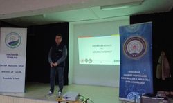 Öğrenciler siber suçlarla ilgili bilgilendirildi