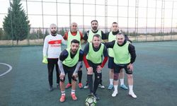 Cumhuriyet coşkusu sahaya taşındı futbol turnuvası başladı