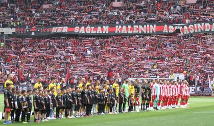 Eskişehirspor seyirci rekoruyla galibiyet sevinci yaşadı