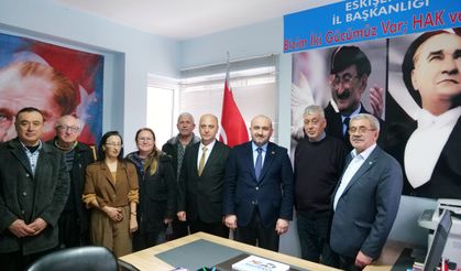 Gürhan Albayrak'tan siyasi partilere ziyaret