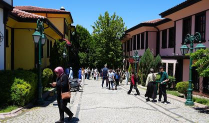 Eskişehir bayram tatilinde turist yoğunluğu yaşadı
