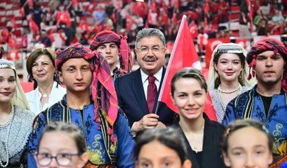 Atatürk’ü Anma, Gençlik ve Spor Bayramı coşkuyla kutlandı