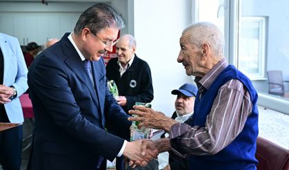 Vali Yılmaz'dan Babalar Günü'nde anlamlı ziyaret