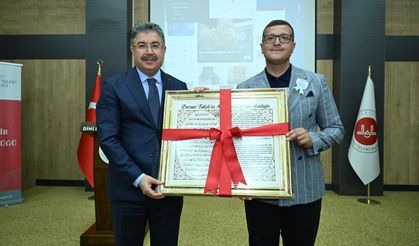 Eskişehir'de 'Peygamberimiz ve Güzel Ahlak' konferansı düzenlendi