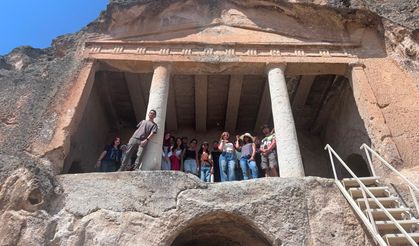 Uluslararası öğrenciler Eskişehir'in değerlerini keşfetti