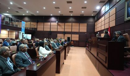 Başkan Ünlüce muhtarlarla bir araya geldi