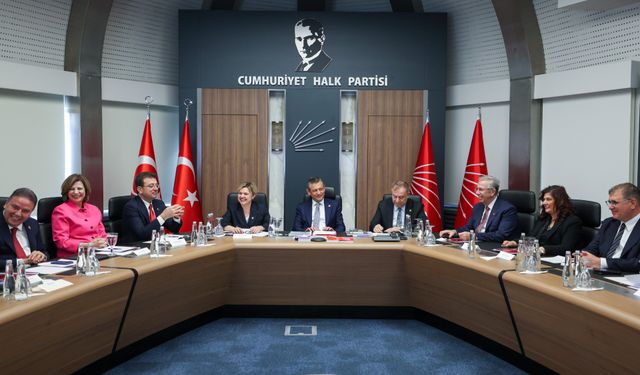 Ayşe Ünlüce: "Halkımıza umut olmaya devam edeceğiz"