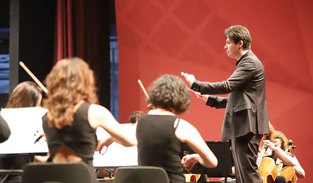Senfoni Orkestrası'ndan unutulmaz konser