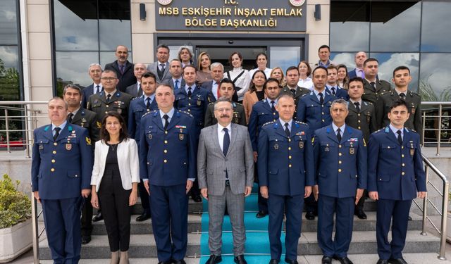 Vali Aksoy'dan anlamlı ziyaret