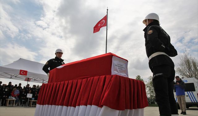 54 yaşında vefat eden polis memuru törenle uğurlandı