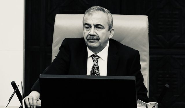 Sırrı Süreyya Önder tedavisinin 18. gününde hayatını kaybetti