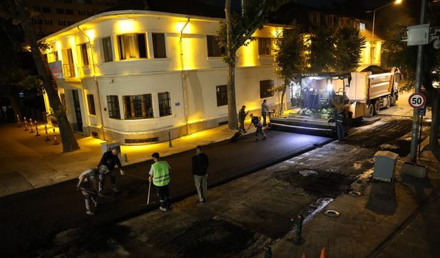 Büyükşehir'in gece mesaileri aralıksız sürüyor