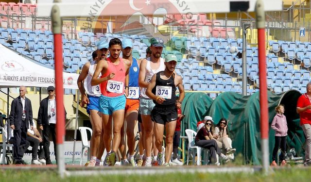 Odunpazarıspor sporcuları İzmir ve Eskişehir'de büyük başarılar sağladı