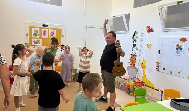 Yaz okulları özel bireylere hem sanatsal hem sosyal beceri sağlıyor