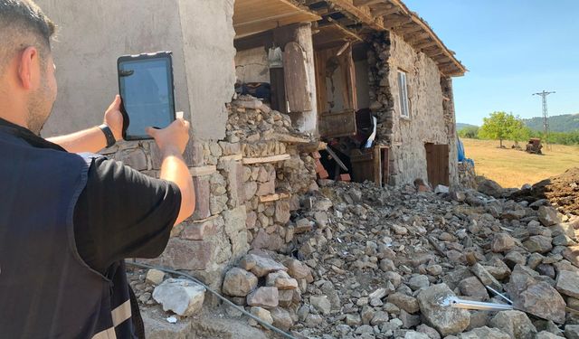 Büyükşehir'den hasar tespitine destek
