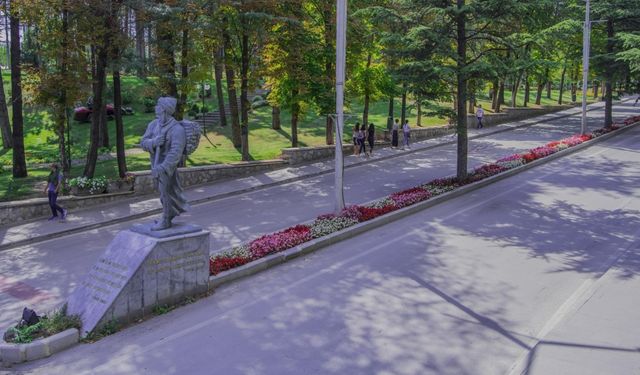 Anadolu Üniversitesi yeni dönemde öğrencilerini bekliyor