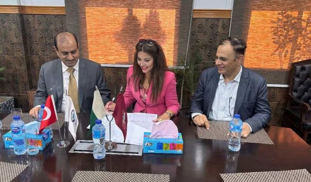 Doç. Dr. Çakmak, Abdul Wali Khan Üniversitesi ile iş birliği protokolü imzaladı