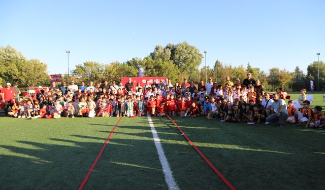 Futbol şenliğinde ödüller sahibini buldu