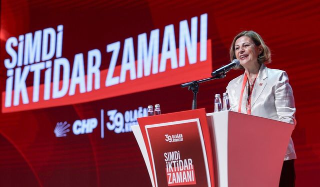 Başkan Ünlüce 39. Genel Kurultay'da Divan Başkanı oldu