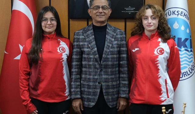 Eskişehir'in milli yüzücülerinden olimpiyat öncesi ziyaret