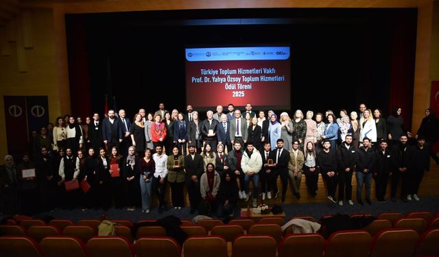 Prof. Dr. Yahya Özsoy Toplum Hizmetleri Ödülleri sahiplerini buldu