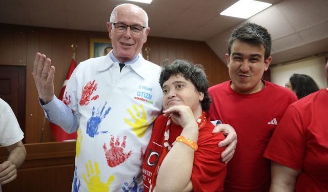 Özel çocukların anlamlı ziyareti yüzlerde tebessüm bıraktı