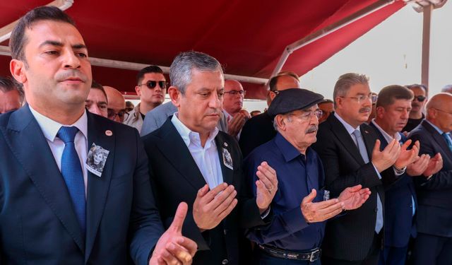 Yılmaz Büyükerşen'in kız kardeşi Güzin Büyükerşen, son yolculuğa uğurlandı