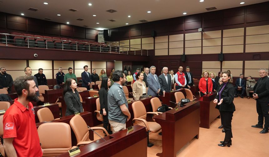 Afet bilinci eğitimleri sürüyor