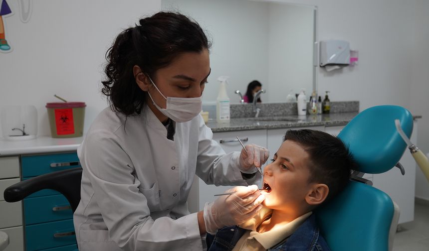 Çocuk Ağız ve Diş Sağlığı Polikliniği’nden yararlanan çocuk sayısı 80 bini aştı