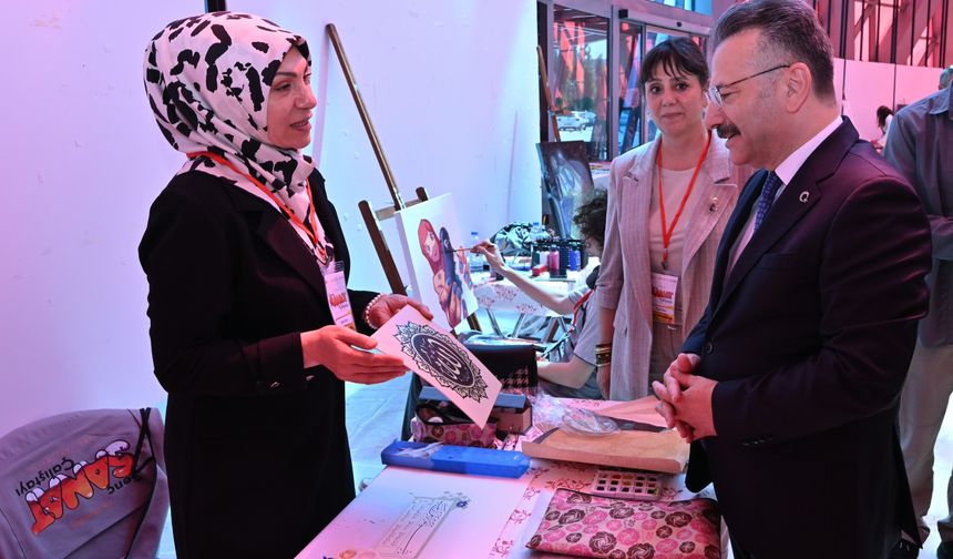Türk Dünyası Bilim, Kültür ve Sanat Merkezi'nde Genç Sanat Çalıştayı başladı