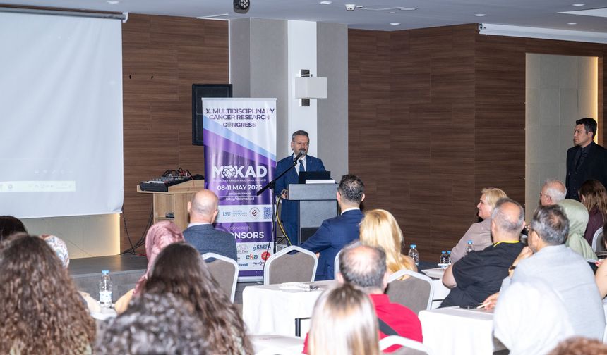 Multidisplinler Kanser Araştırma Kongresi düzenlendi