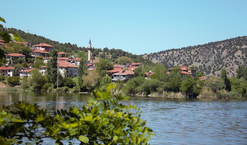 "Adım Adım Eskişehir" sergisi yarın sanatseverlerle buluşacak
