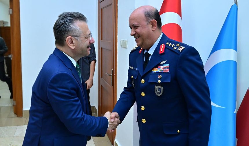 Hava Orgeneral Güneykaya'dan Vali Aksoy'a veda ziyareti