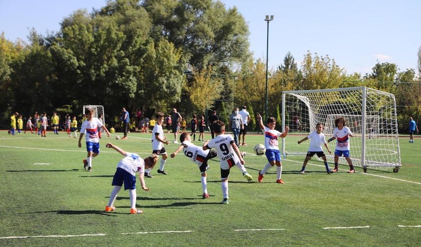 Zafer Bayramı'na özel futbol şenliği düzenlenecek