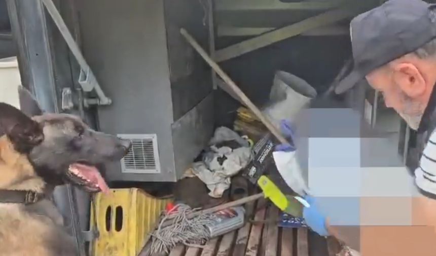 Seyir halindeki otobüse uyuşturucu operasyonu: 1 kilo Skunk ele geçirildi