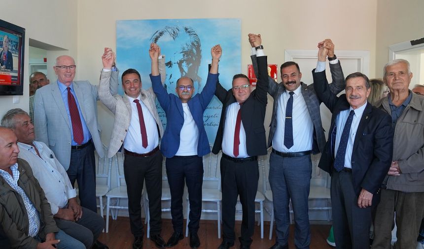 CHP Sivrihisar'da Faruk Ertaş başkan seçildi