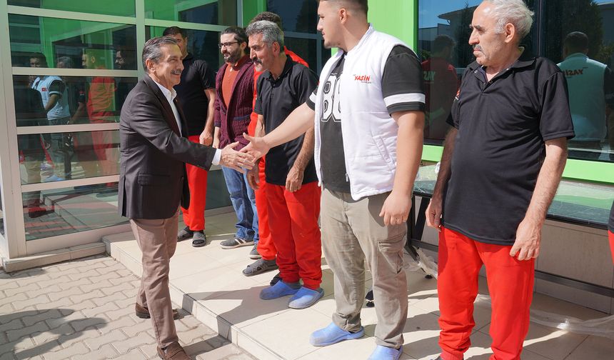 Başkan Ataç, fabrikaları ziyaret etti