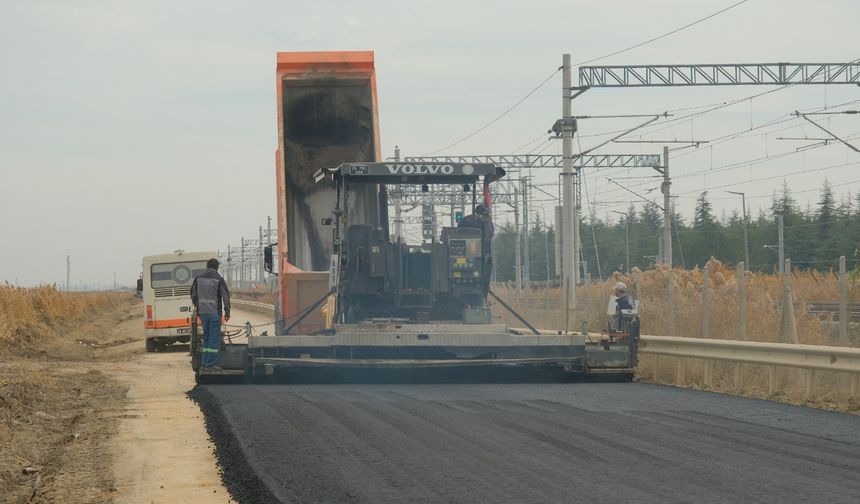 Hatboyu-3 caddesinde asfaltlama çalışması başladı